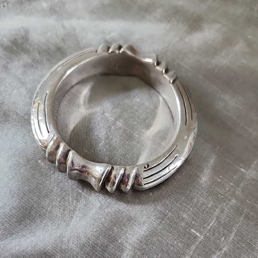 Elegant Silver Women's Bracelet